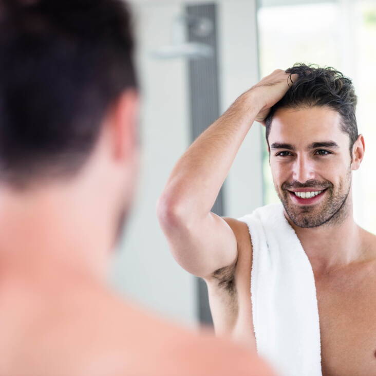 Lietuvoje atliekamas plaukų persodinimas be skalpelio – efektyvu ir antakiams, ir barzdos plaukams
